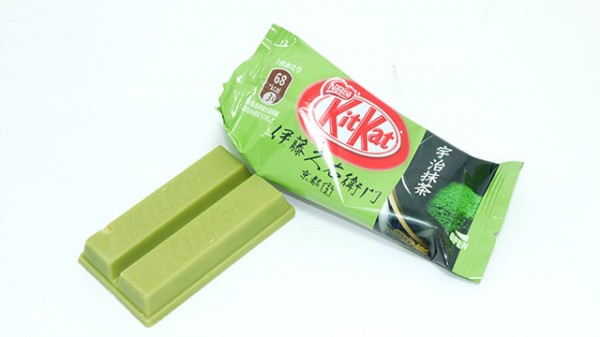 Kit Kat de Matcha (um chá verde que tem gostinho de grama LOL)